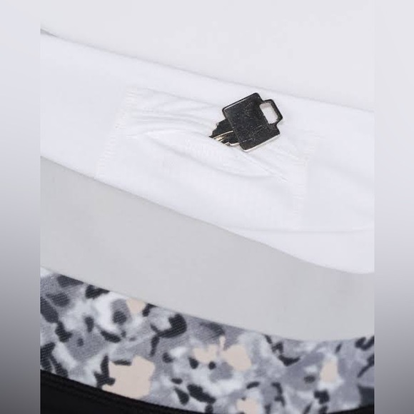 Lululemon Astro Pant, Size 10, NWOT - Picture 5 of 6